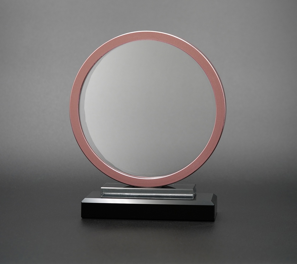 B-Globica is Crystal framed in Circular bronze ring by a bold metallic with a polished finish, with a solid black base brings a celebratory touch to a trophy display.
