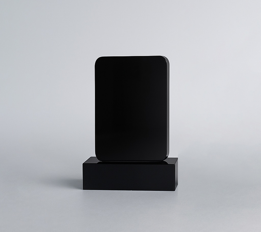 Midspire Made from deep black crystal, this trophy makes a powerful statement of prestige with the same extended base to honor achievement with bold, modern simplicity.