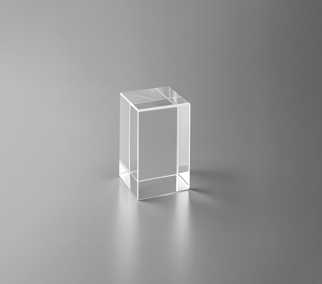 The  Rectaslice cube features a cuboid shape with a clear surface that showcases its high-quality K9 crystal material. This versatile piece offers various customization options, allowing for unique engraving or design possibilities.