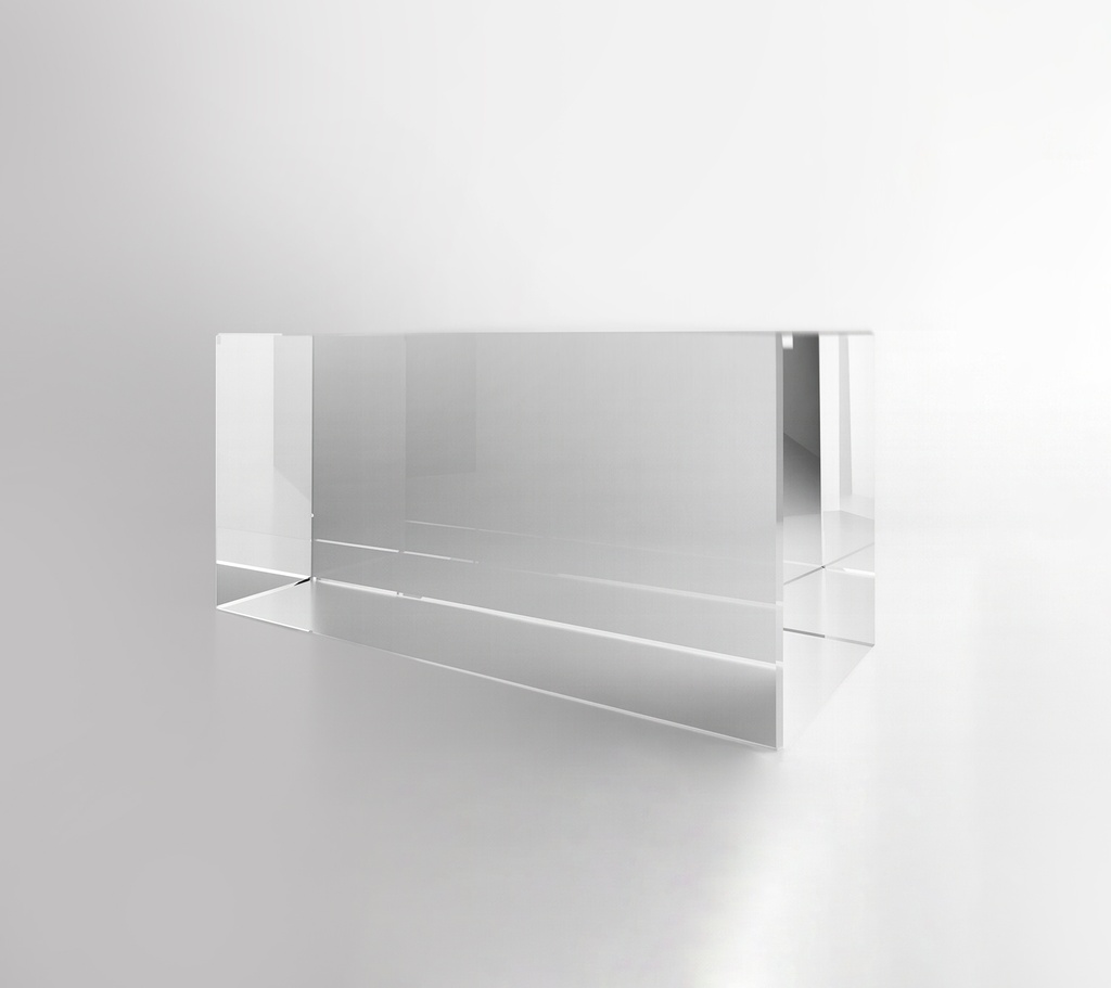 The Quadiscent crystal is made from high-quality lead-free K9 crystal, offers versatile customization options and comes in multiple sizes, with its simple design, making it an elegant choice for awards or decorative uses.