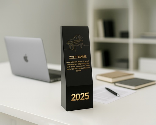 [SH3014] The Coalglo trophy features a tall black crystal with a divided surface,  Its rectangular form and angled top give it a modern look, perfect for the recognition.