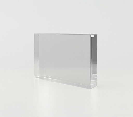 [SH4071] The Radislice Crystal features sleek rectangular form made from high-quality K9 crystal. With its  polished surfaces and elegant clarity, it offers an ideal canvas for customization, including engraving, logos, or personalized designs. This versatile piece is wellsuited for awards, recognitions, and corporate gifting.